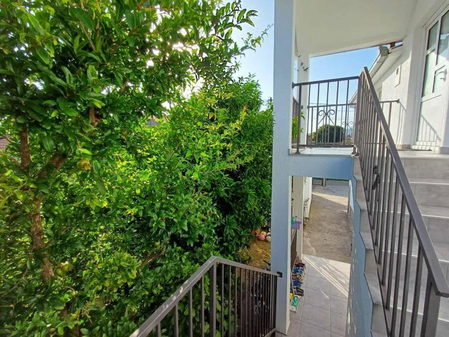 Cozy, Fully Equipped, Free Parking&Wifi, Quiet, 2Bd Apartment Podgorica Exterior photo
